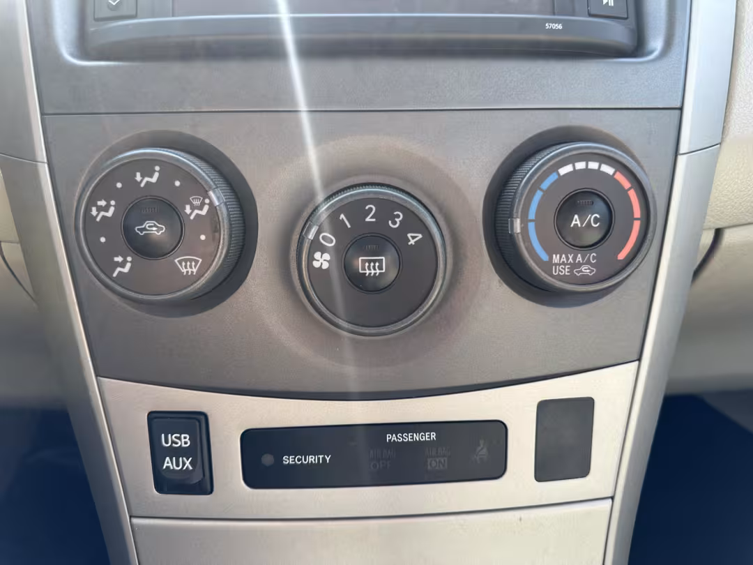 2013 Toyota Corolla - 2T1BU4EE5DC118257 - Image #17