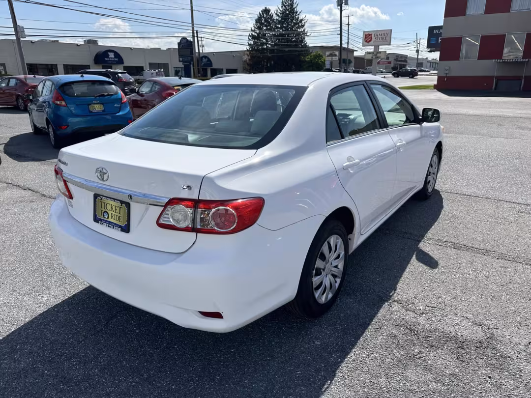2013 Toyota Corolla - 2T1BU4EE5DC118257 - Image #5